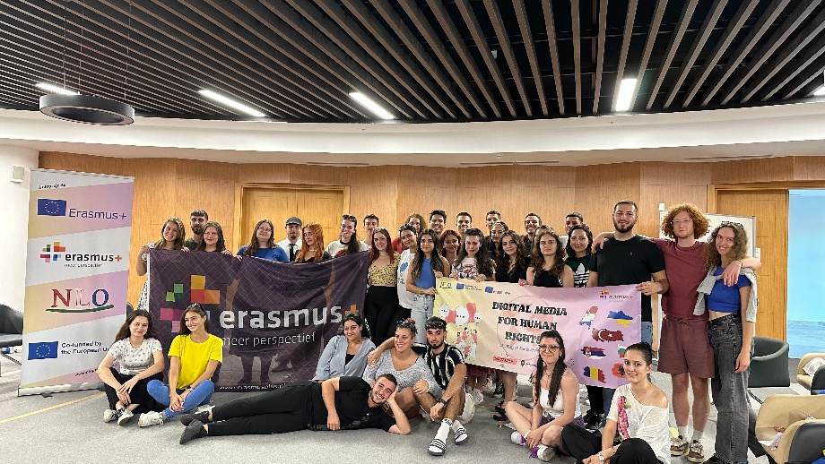 Digital media training in Istanbul